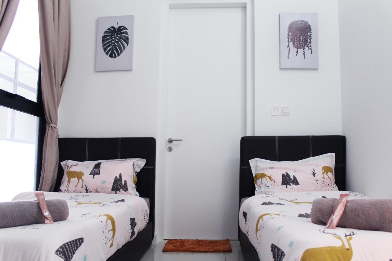 Le Pavillion Puchong By Widebed Upto 6Pax Daire Kuala Lumpur Dış mekan fotoğraf