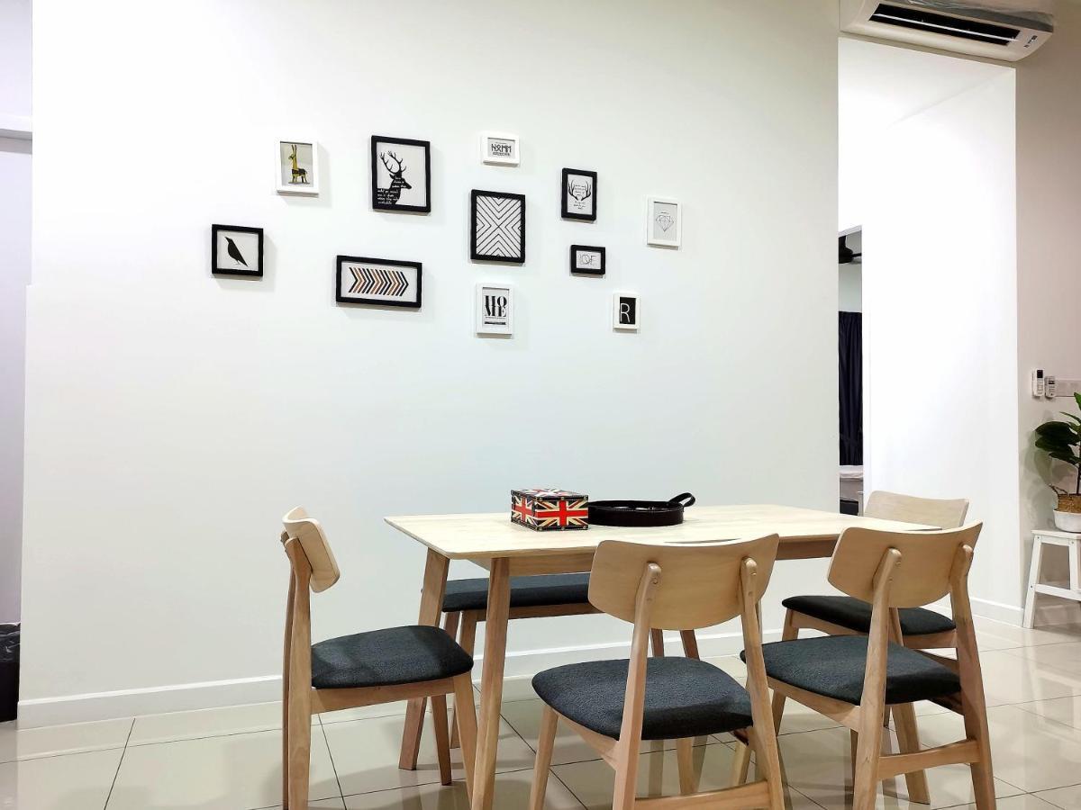 Le Pavillion Puchong By Widebed Upto 6Pax Daire Kuala Lumpur Dış mekan fotoğraf