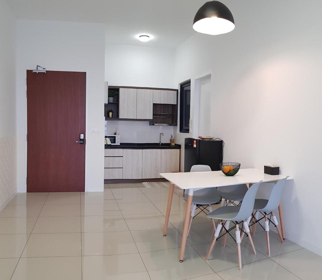 Le Pavillion Puchong By Widebed Upto 6Pax Daire Kuala Lumpur Dış mekan fotoğraf